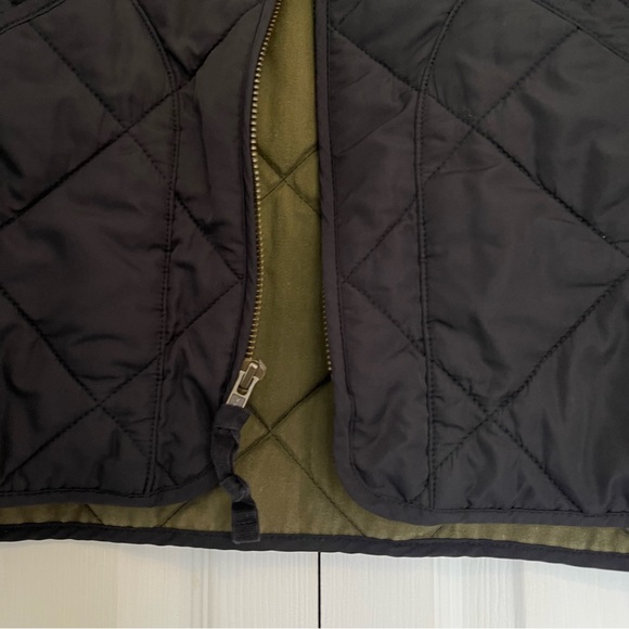 J. Crew Authentic Outerwear Vest Men's Small Quilted full zip black - Picture 5 of 10
